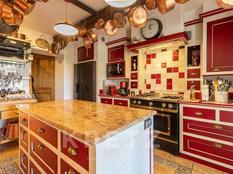 Maison Vaison-la-Romaine - 6 chambres - 275m²