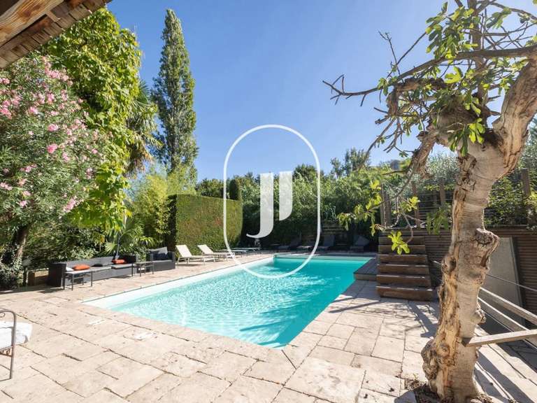 Maison Vaison-la-Romaine - 9 chambres - 400m²