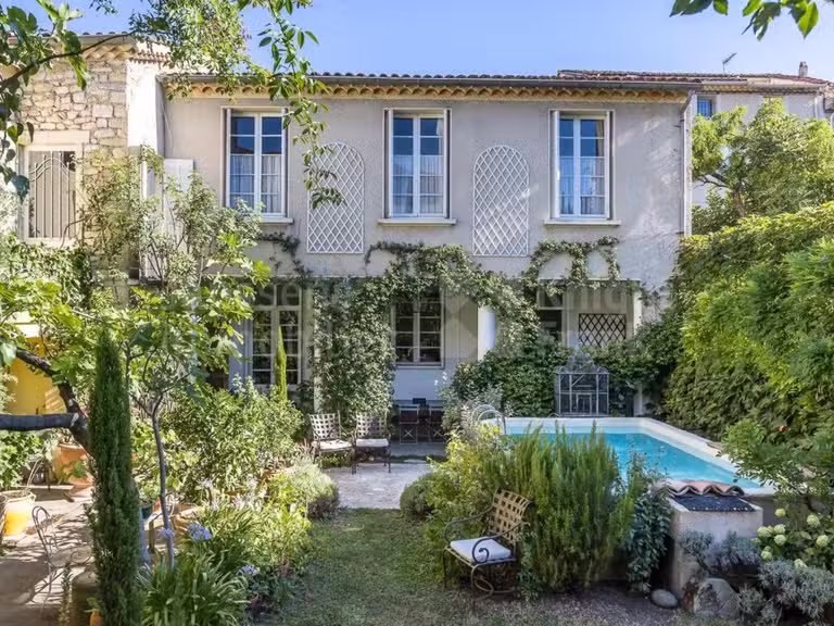 Maison Vaison-la-Romaine - 7 chambres - 430m²