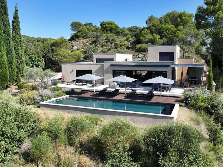 Villa Vaison-la-Romaine - 5 chambres - 250m²