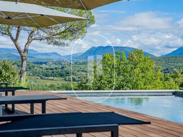 Villa Vaison-la-Romaine - 5 chambres - 250m²