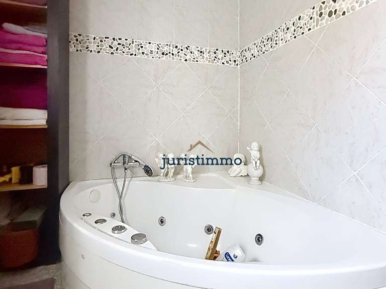 Villa Vaison-la-Romaine - 5 chambres - 205m²