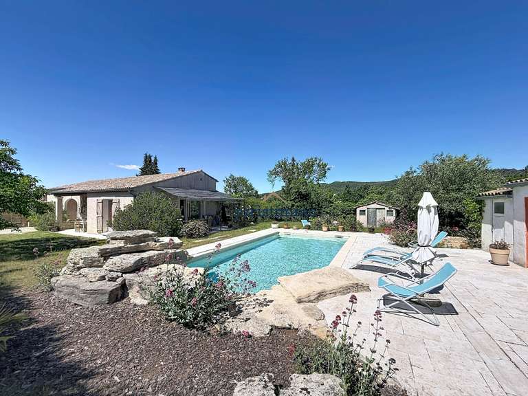 Villa Vaison-la-Romaine - 5 chambres - 205m²