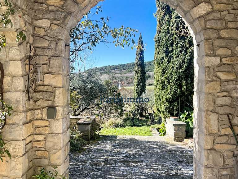 Villa Vaison-la-Romaine - 5 chambres - 211m²