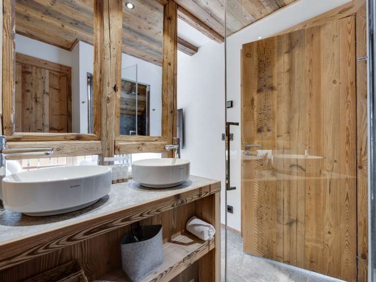 Apartment Val-d'Isère - 4 bedrooms - 142m²