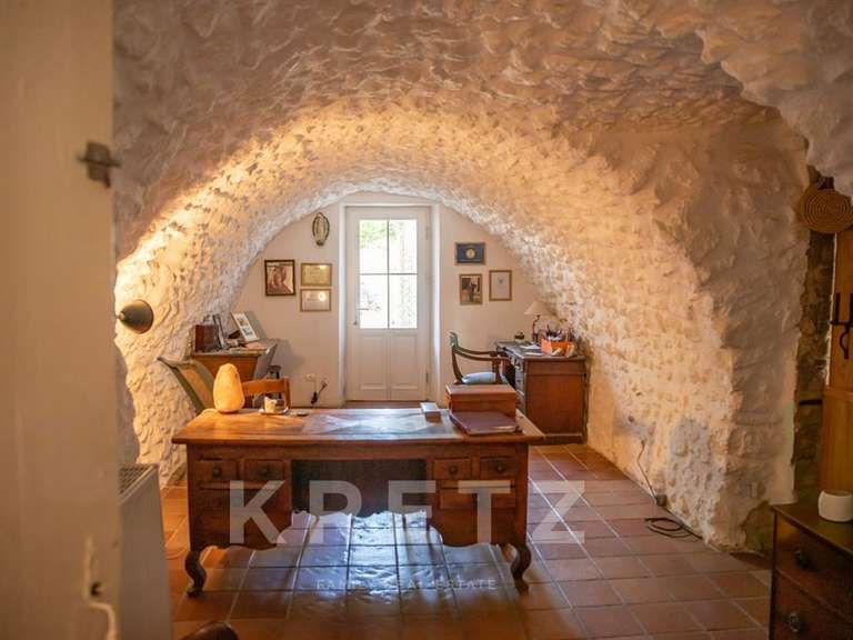 Maison Valaurie - 3 chambres - 785m²