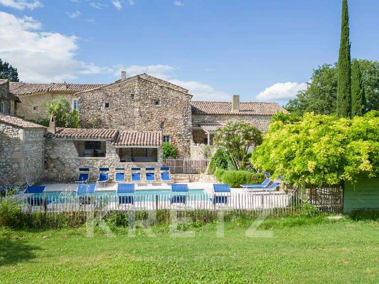 Maison Valaurie - 3 chambres - 785m²