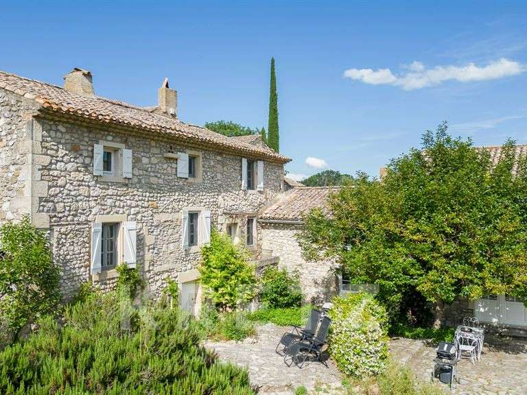 Maison Valaurie - 3 chambres - 785m²