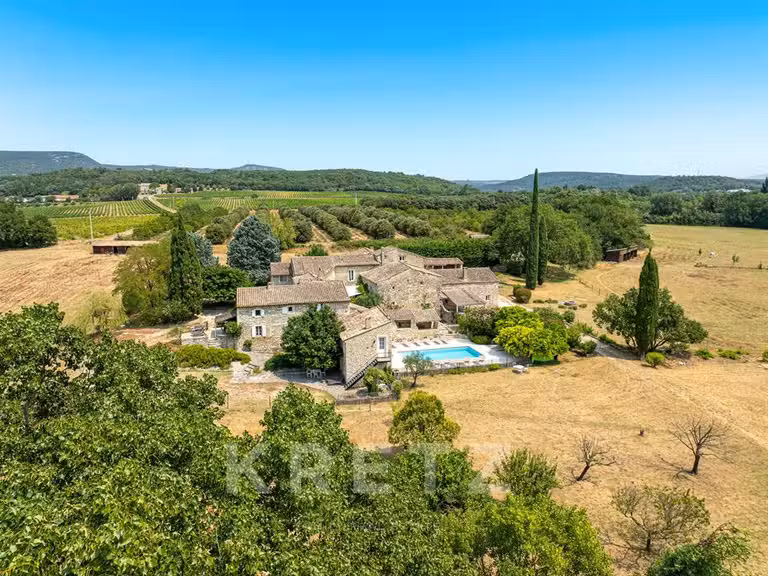 Maison Valaurie - 12 chambres - 785m²