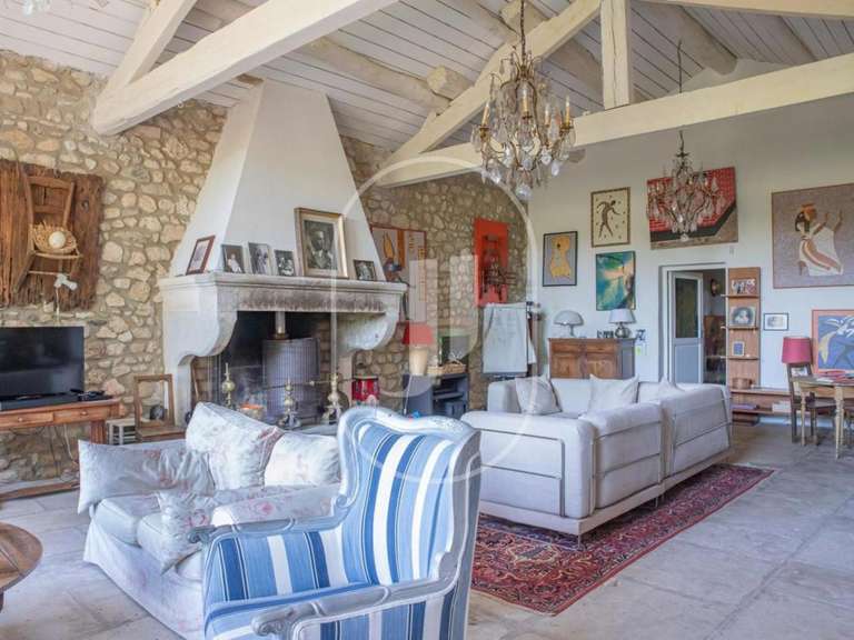 Propriété Valaurie - 13 chambres - 923m²