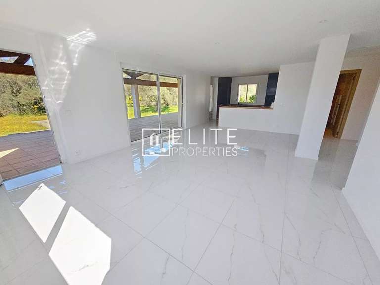 Apartment Valbonne - 3 bedrooms - 92m²