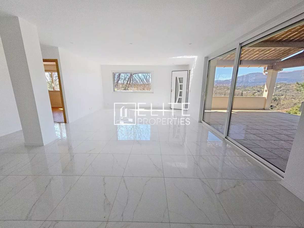 Apartment Valbonne