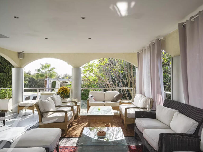 Maison Valbonne - 9 chambres - 630m²