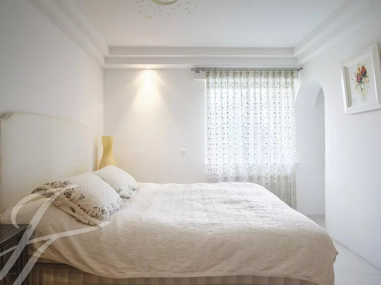 Maison Valbonne - 9 chambres - 630m²