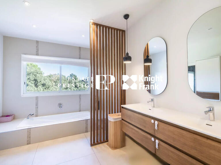 Maison Valbonne - 5 chambres - 500m²