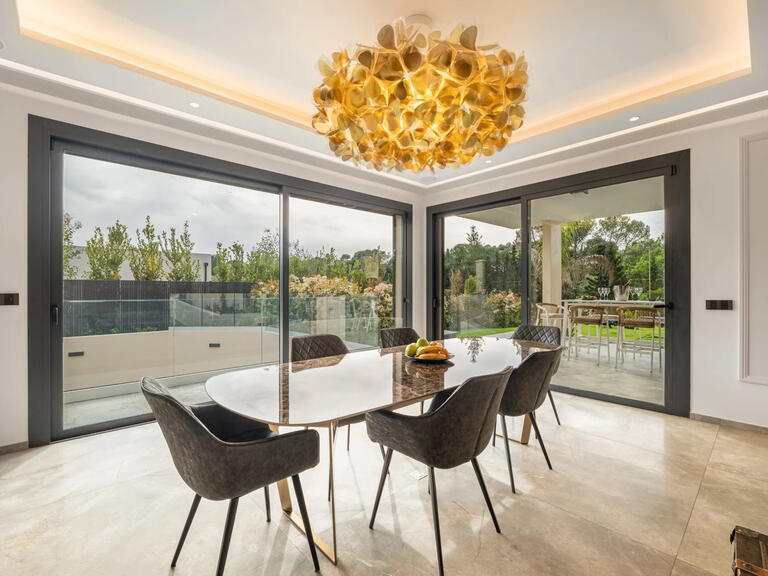 Maison Valbonne - 4 chambres - 319m²