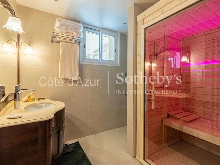 Maison Valbonne - 6 chambres - 500m²