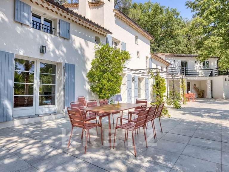 House Valbonne - 8 bedrooms - 540m²