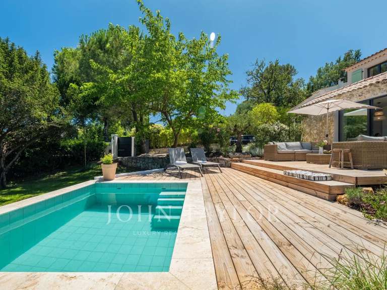 Maison Valbonne - 4 chambres - 163m²