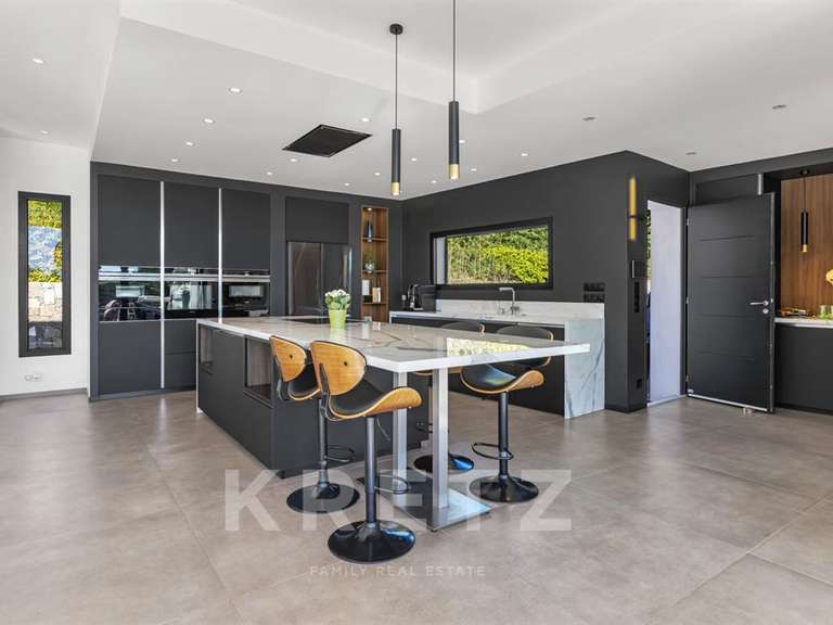 Maison Valbonne - 5 chambres - 450m²