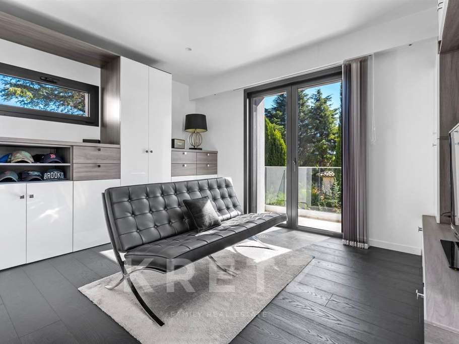 House Valbonne