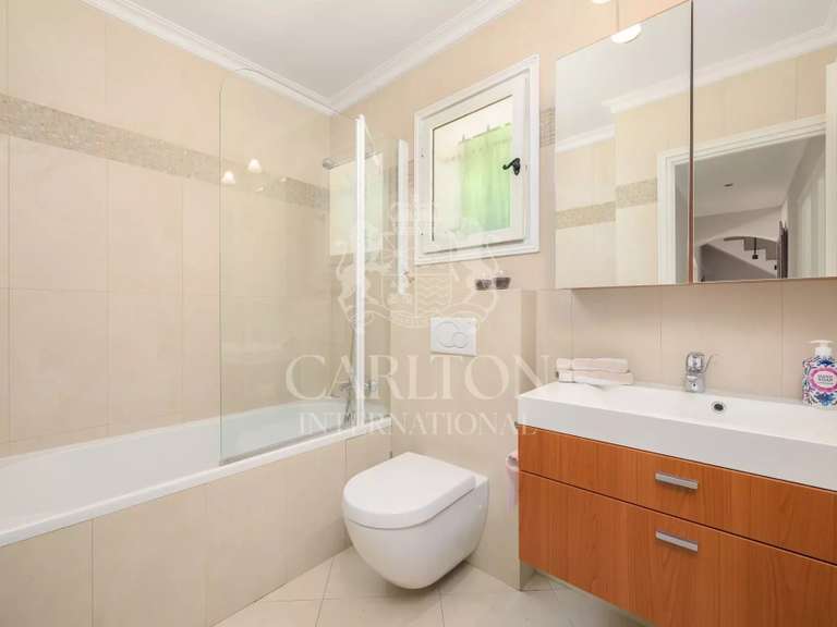 Maison Valbonne - 5 chambres - 220m²