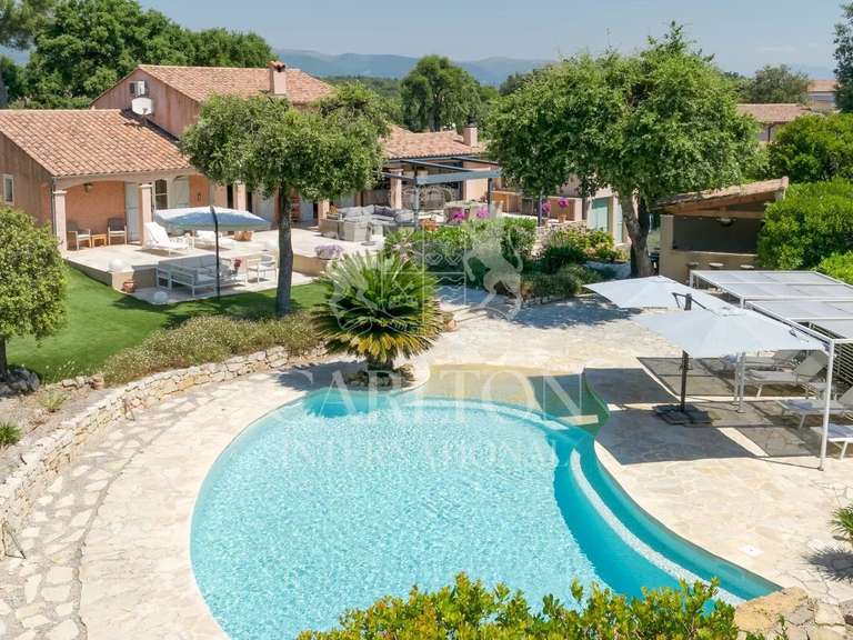 Maison Valbonne - 5 chambres - 220m²