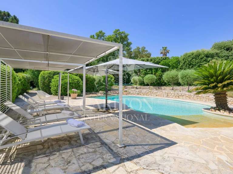 Maison Valbonne - 5 chambres - 220m²