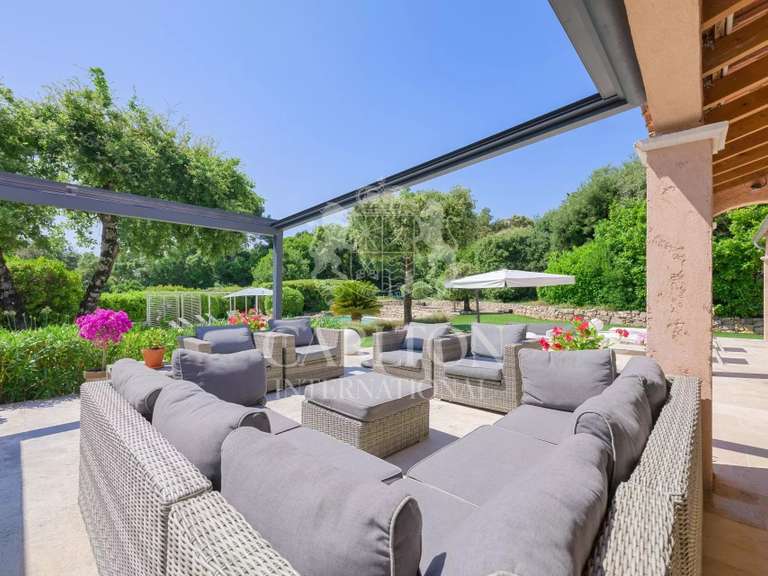 Maison Valbonne - 5 chambres - 220m²