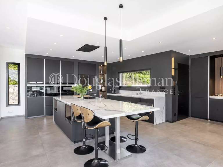 Maison Valbonne - 5 chambres - 450m²