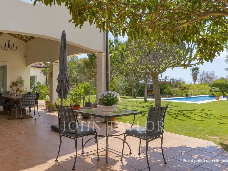 Maison Valbonne - 4 chambres - 213m²