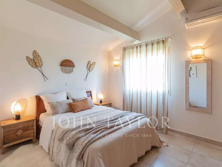 Maison Valbonne - 4 chambres - 213m²