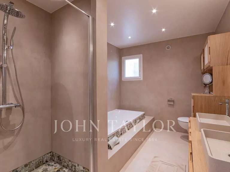 Maison Valbonne - 4 chambres - 213m²