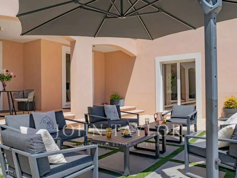 Maison Valbonne - 5 chambres - 280m²