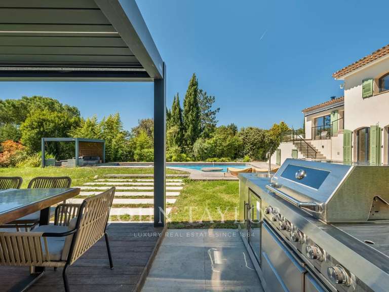 Maison Valbonne - 5 chambres - 320m²