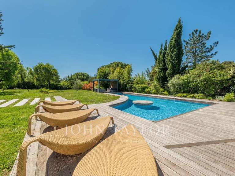 Maison Valbonne - 5 chambres - 320m²