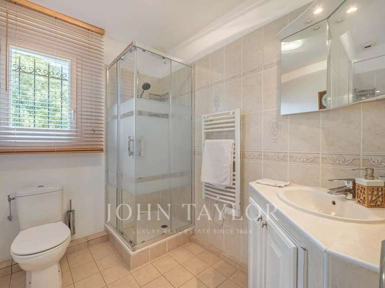 Maison Valbonne - 4 chambres - 185m²