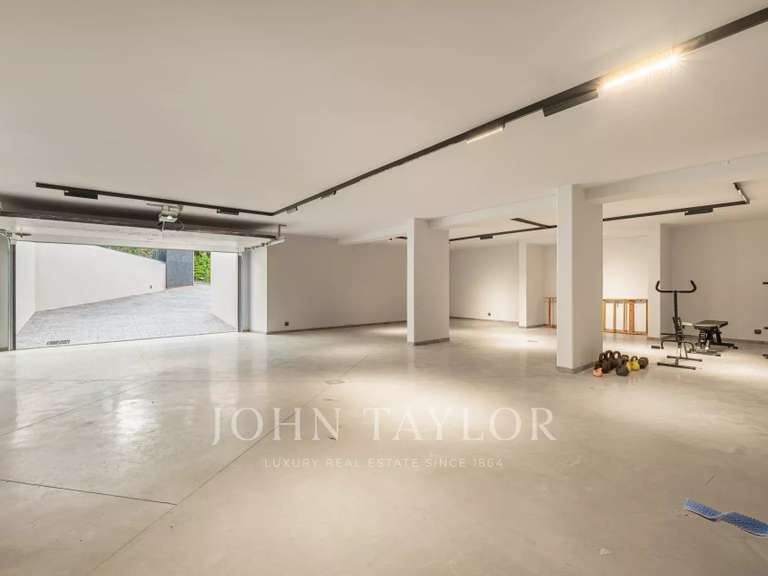 Maison Valbonne - 4 chambres - 319m²