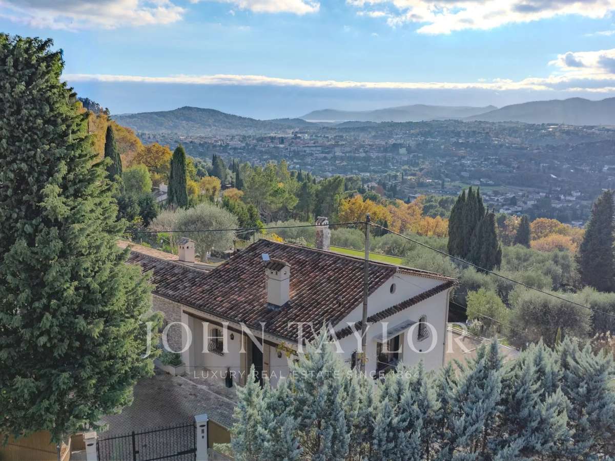 Maison Valbonne