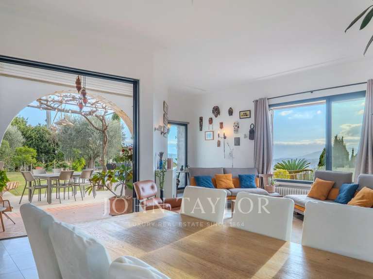 Maison Valbonne - 5 chambres - 221m²