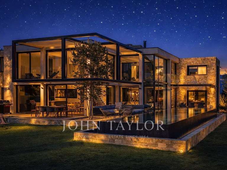 Maison Valbonne - 10 chambres - 336m²