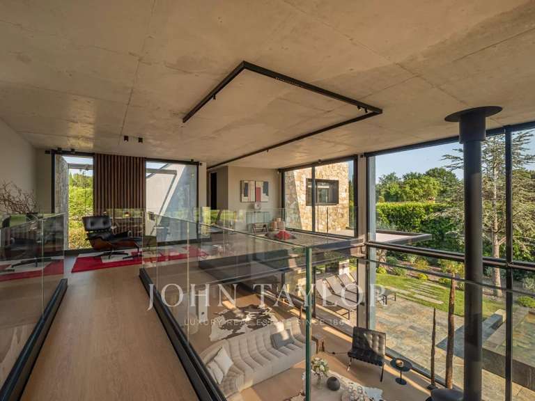 Maison Valbonne - 10 chambres - 336m²