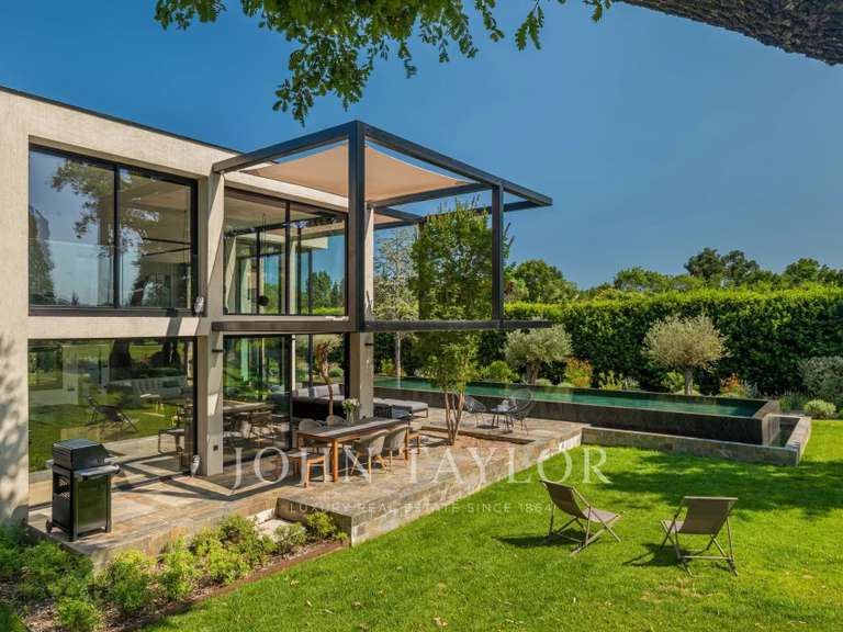 Maison Valbonne - 10 chambres - 336m²