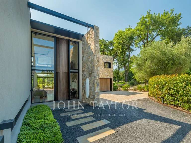 Maison Valbonne - 10 chambres - 336m²