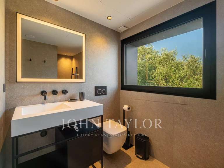 Maison Valbonne - 10 chambres - 336m²