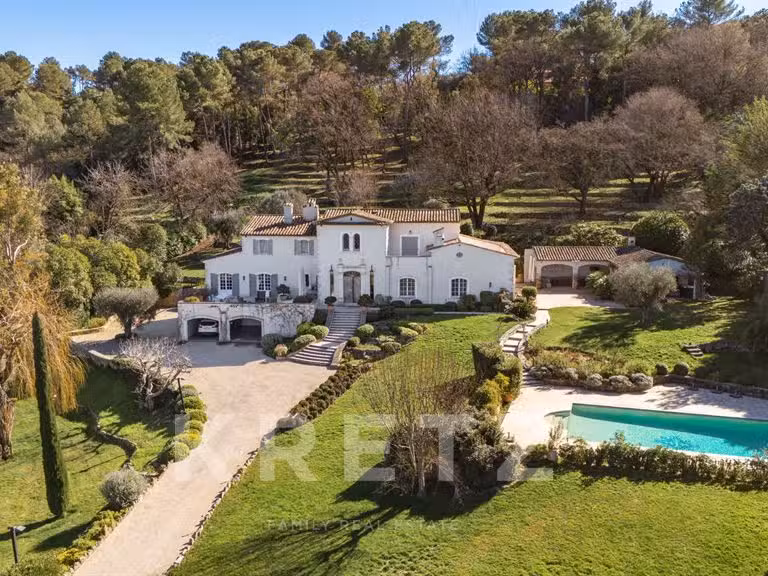 House Valbonne - 5 bedrooms - 820m²