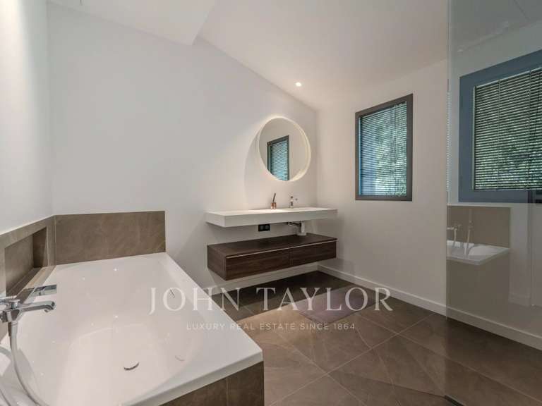 Maison Valbonne - 5 chambres - 363m²