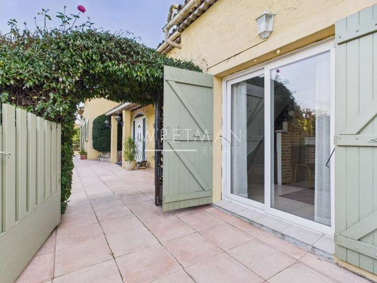 Maison Valbonne - 4 chambres - 174m²