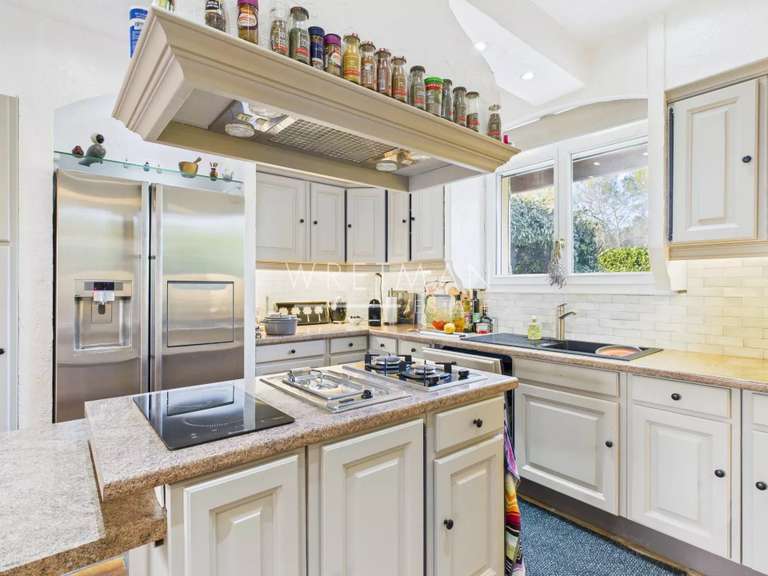 House Valbonne - 4 bedrooms - 174m²