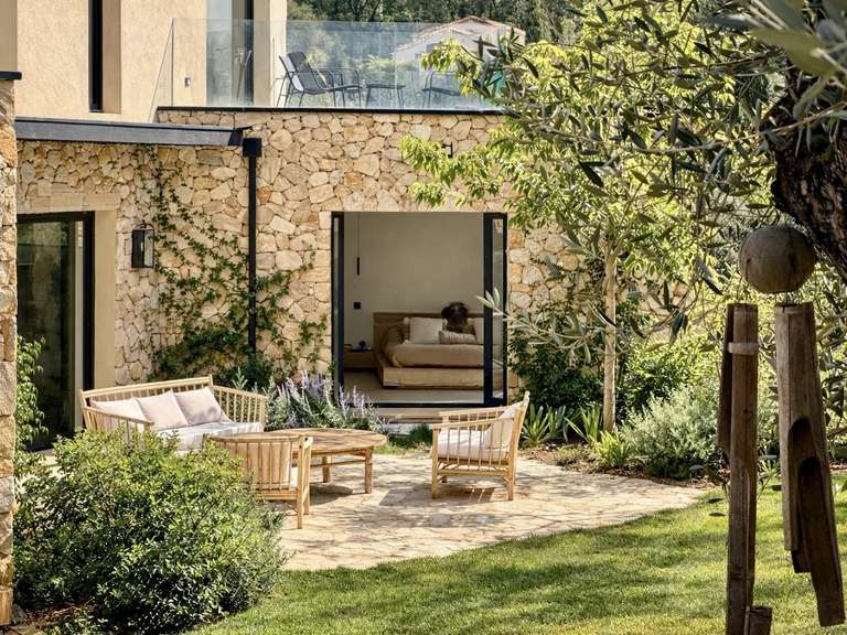 Maison Valbonne - 3 chambres - 200m²